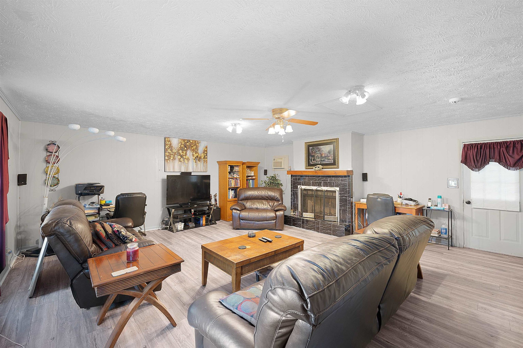99 Hidden Valley Dr