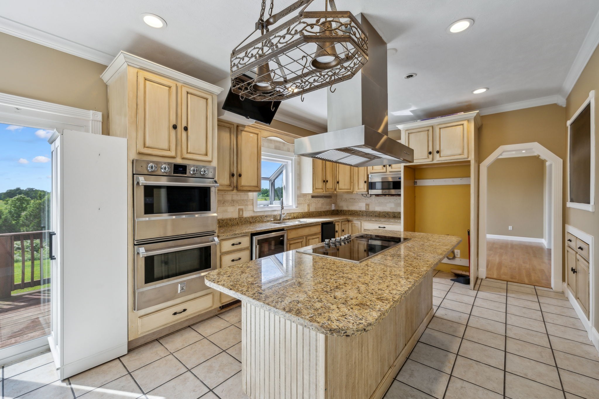 122 Windcrest Dr