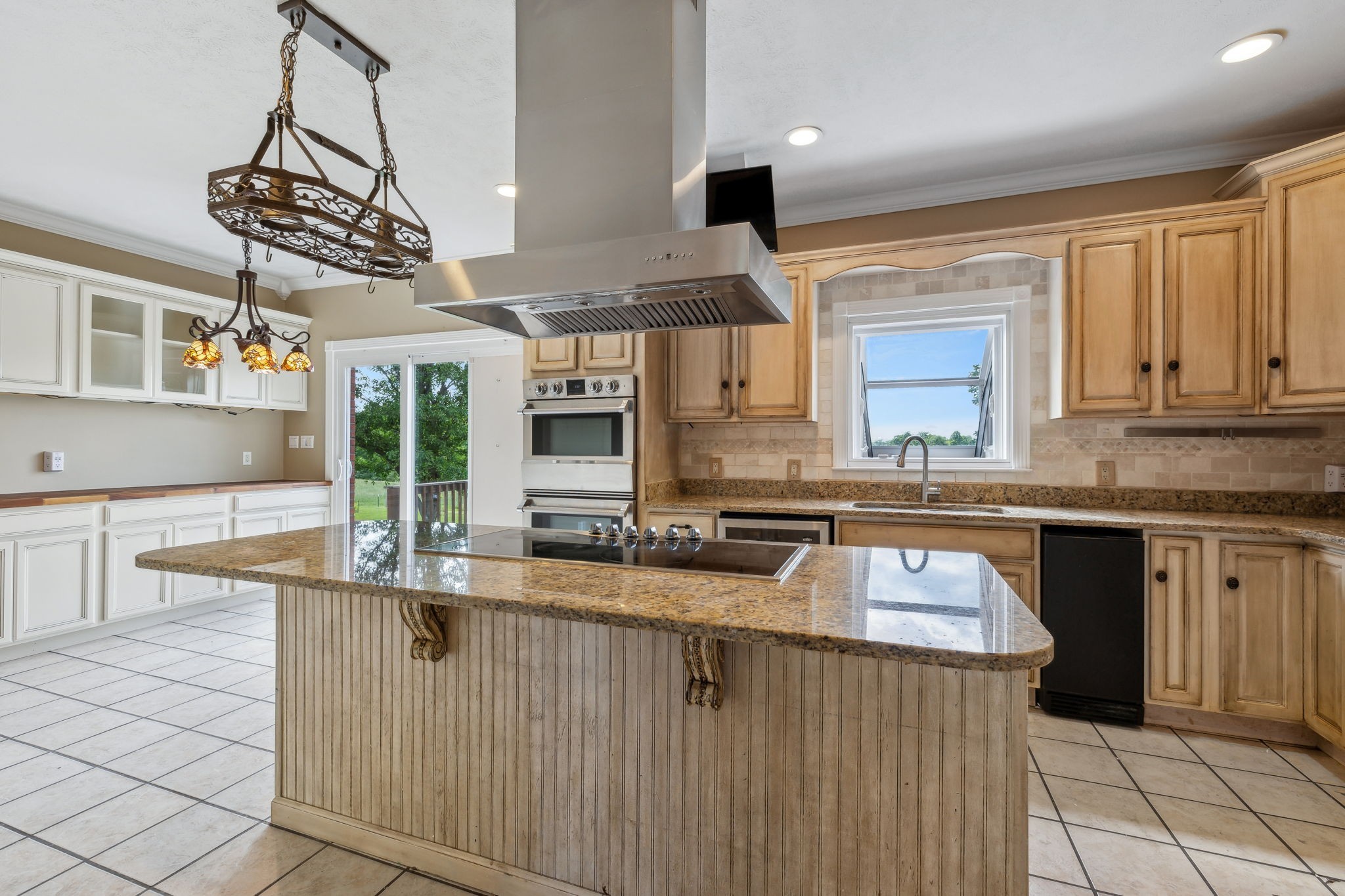 122 Windcrest Dr