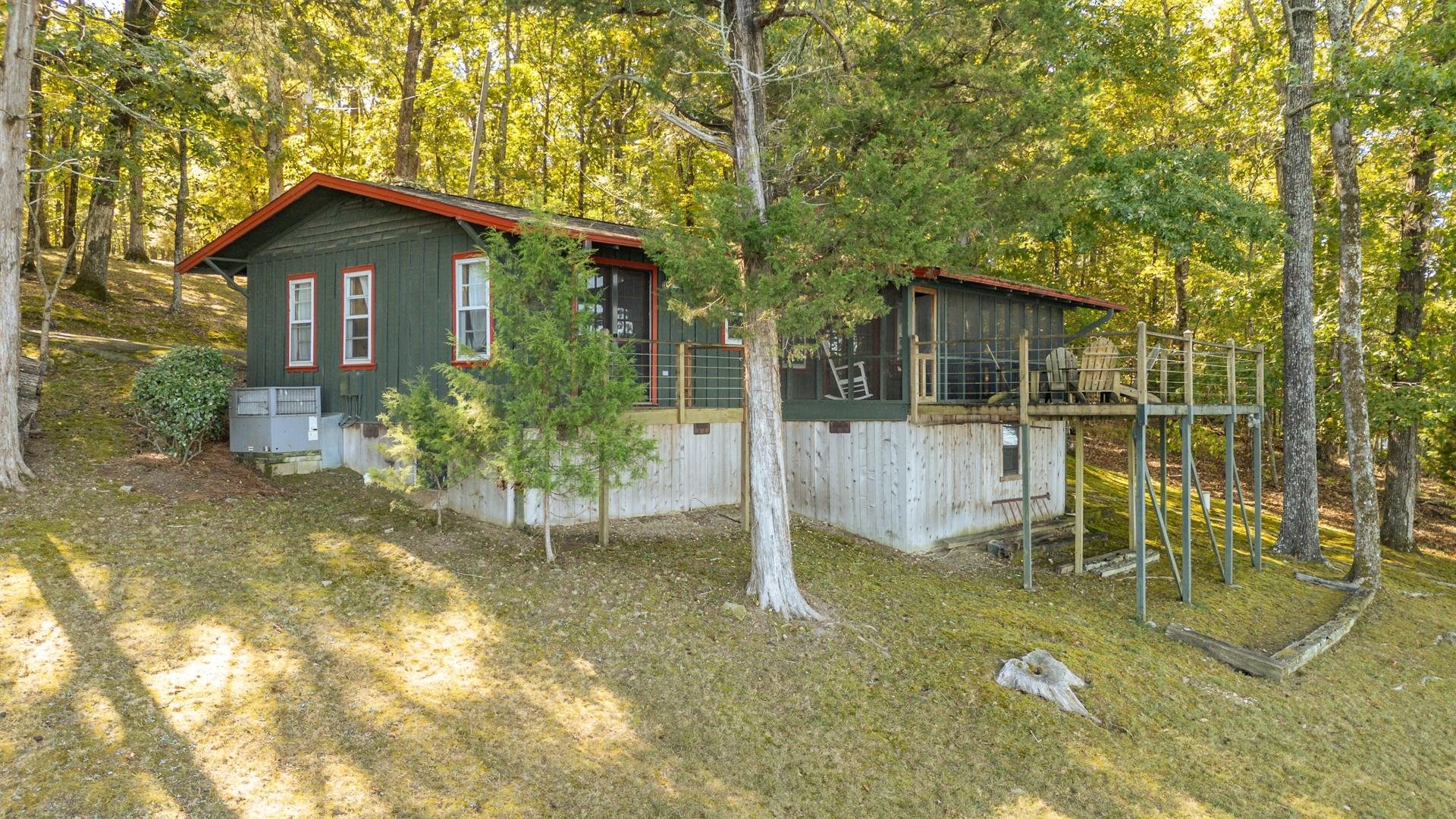 330 MAMIE WAY
