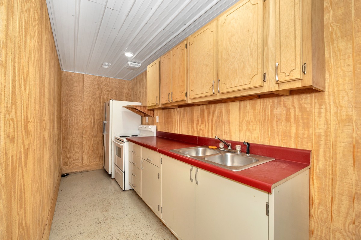 167 Henry Bayless Rd