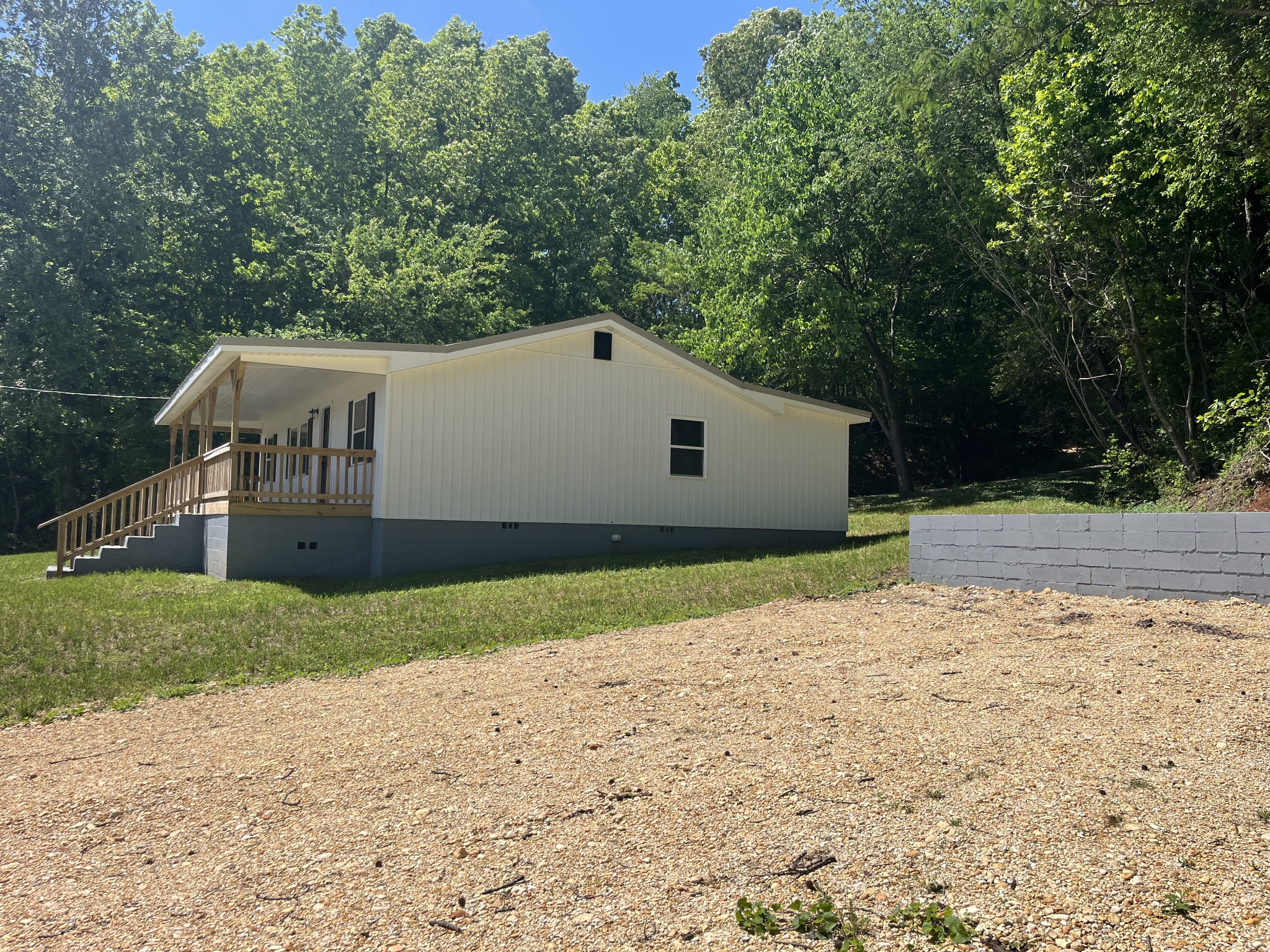 5790 Middle Cypress Rd