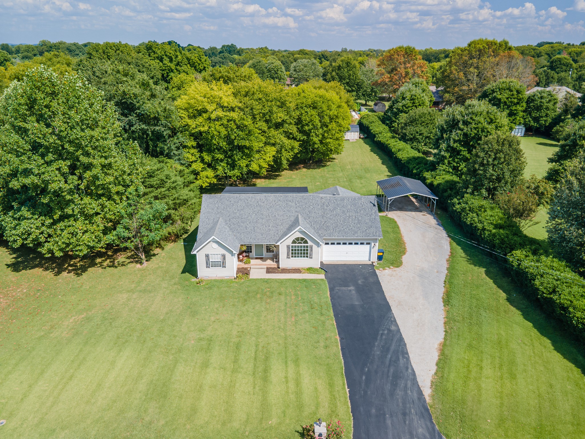 463 White Oak Trl
