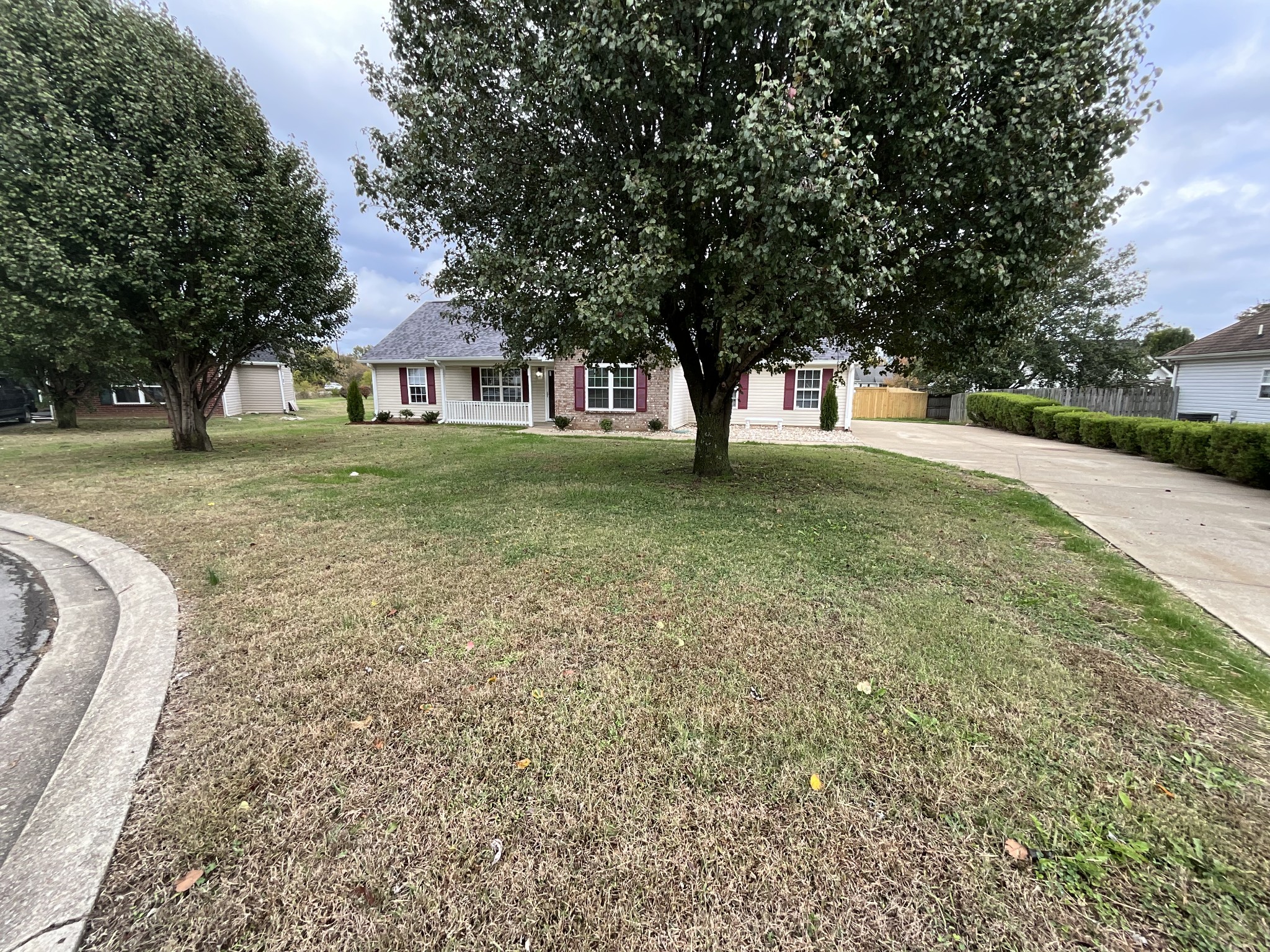 2712 Pickards Pt