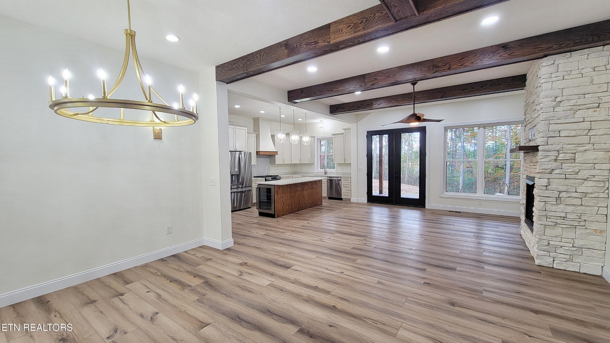 236 Meadowood Road