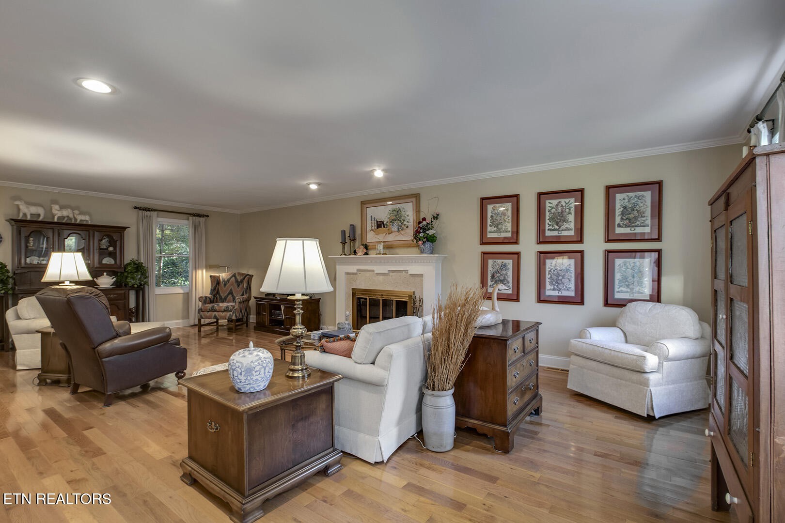 212 Woodland Trace Drive