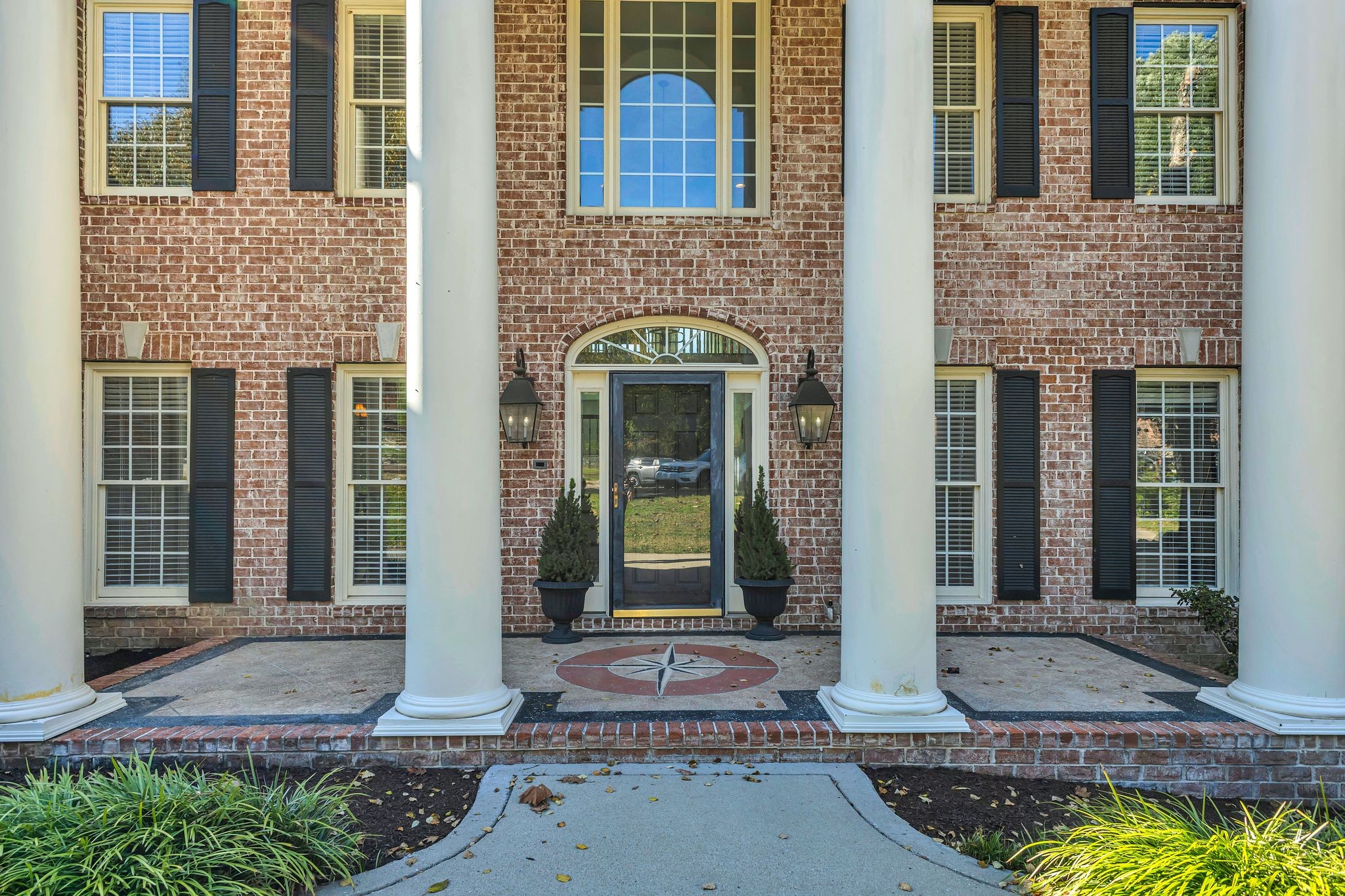 625 German Ln