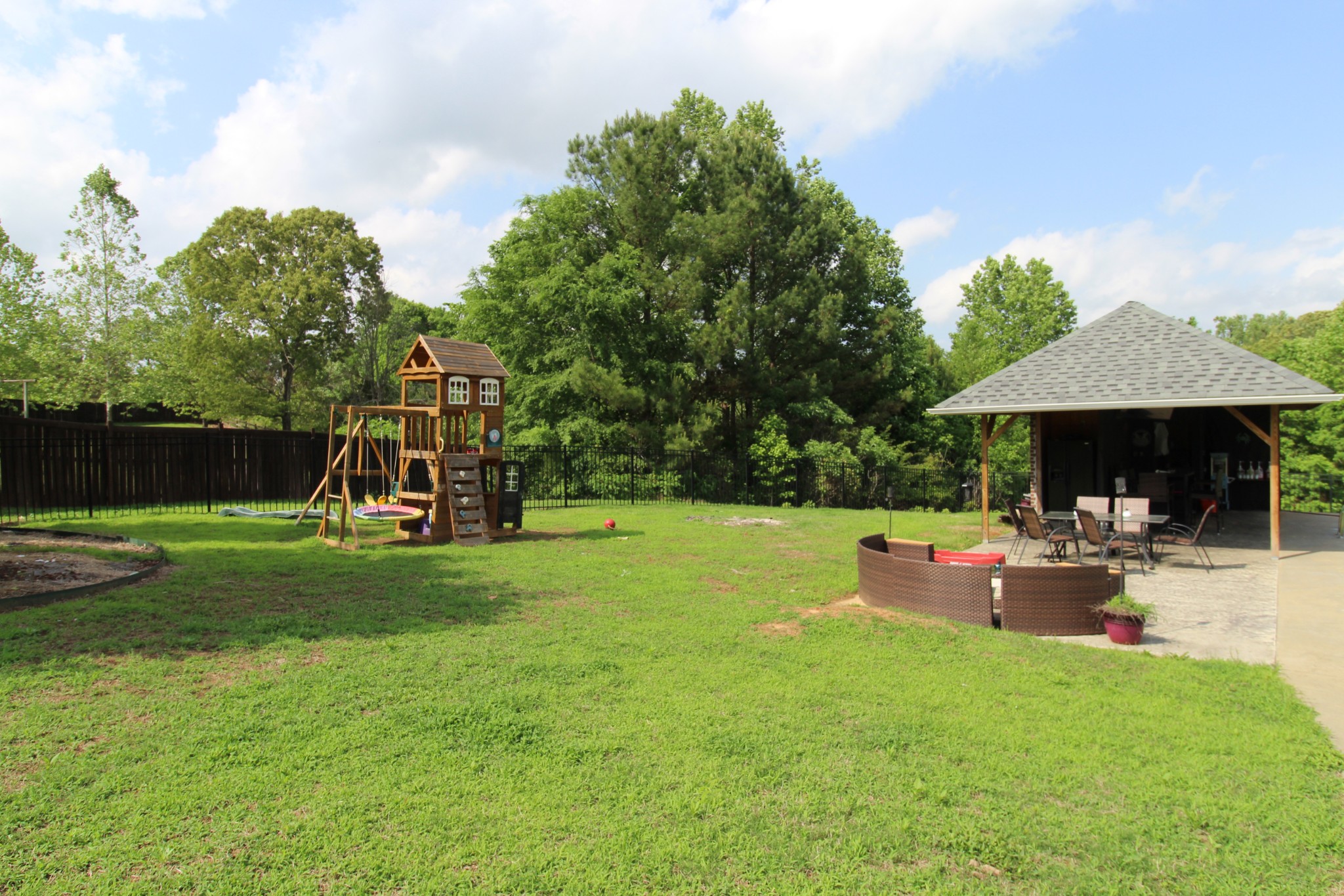 294 Beasley Dr