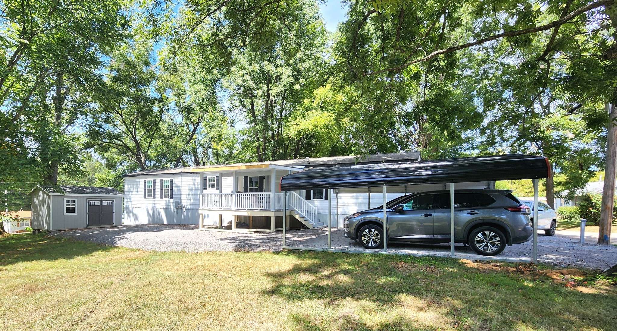 23 Yates St