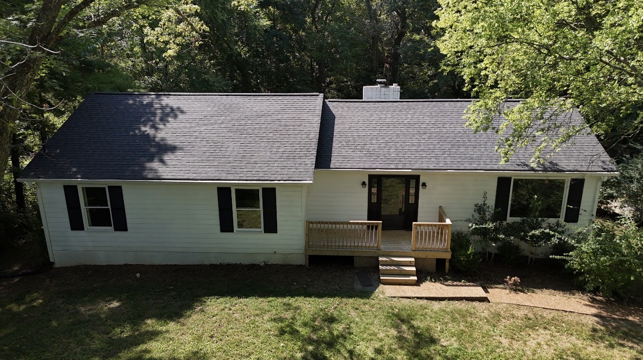 210 Elliott Ct