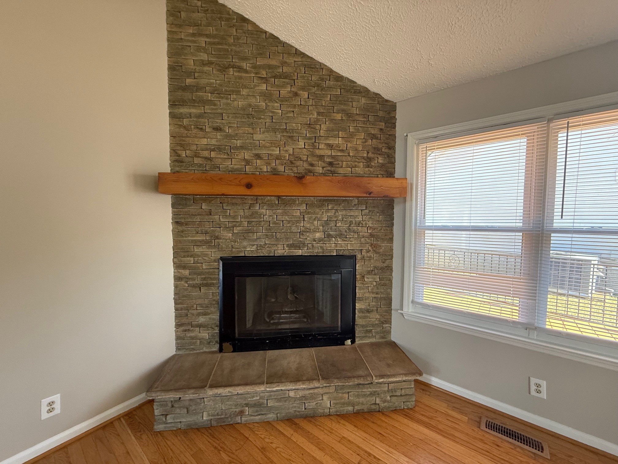 3600 Burwick Pl