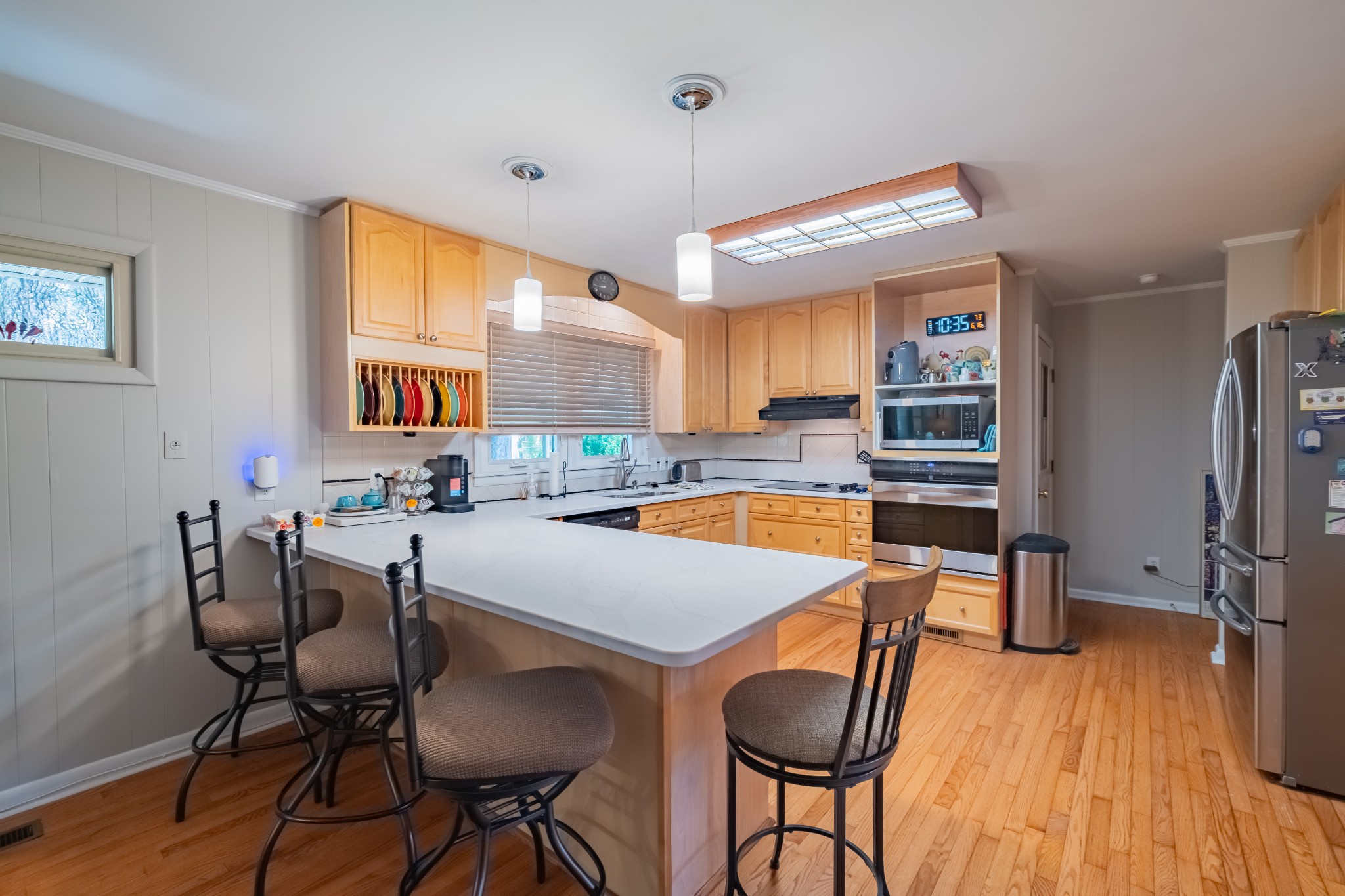 101 Crestwood Dr