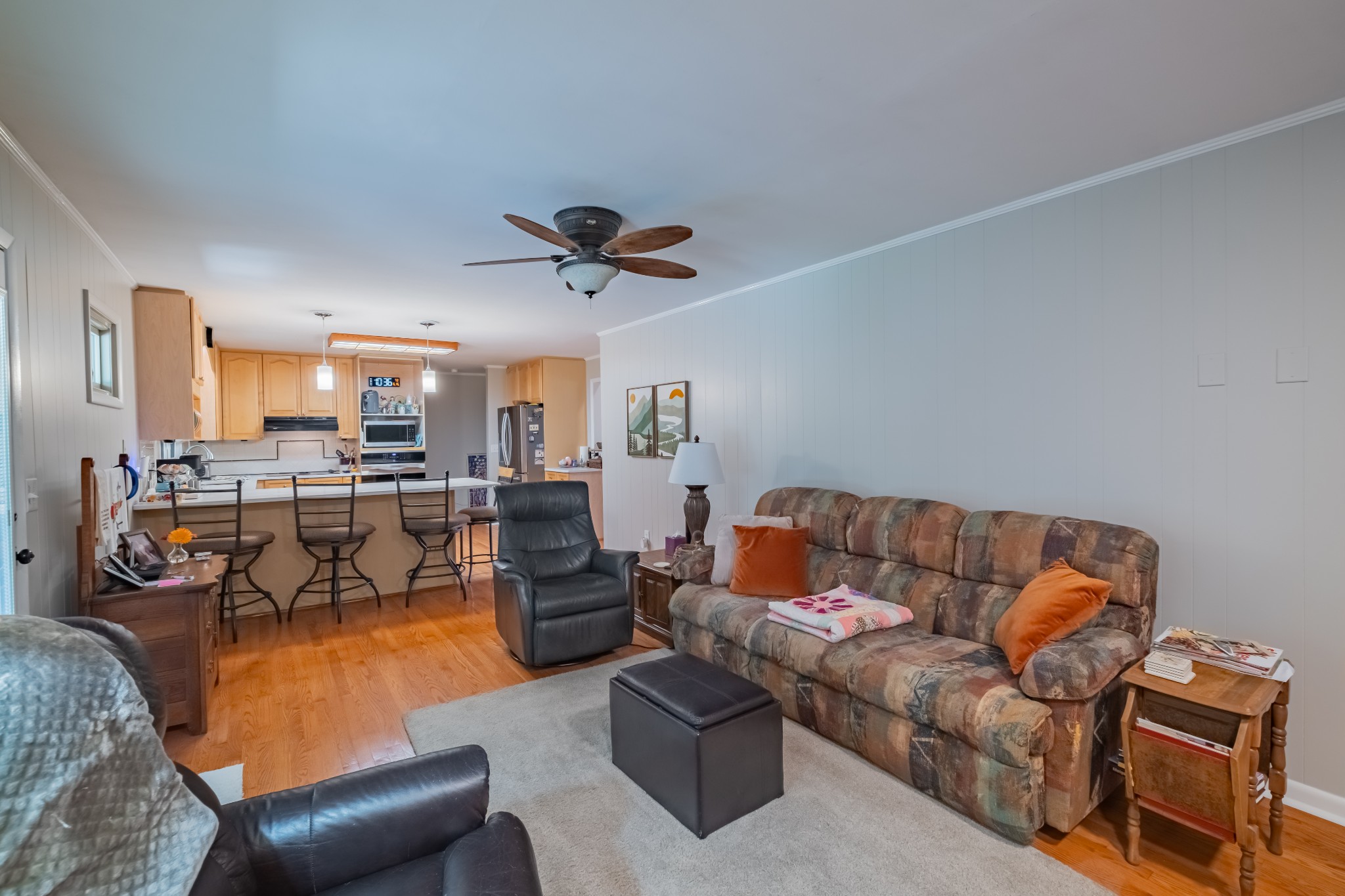 101 Crestwood Dr