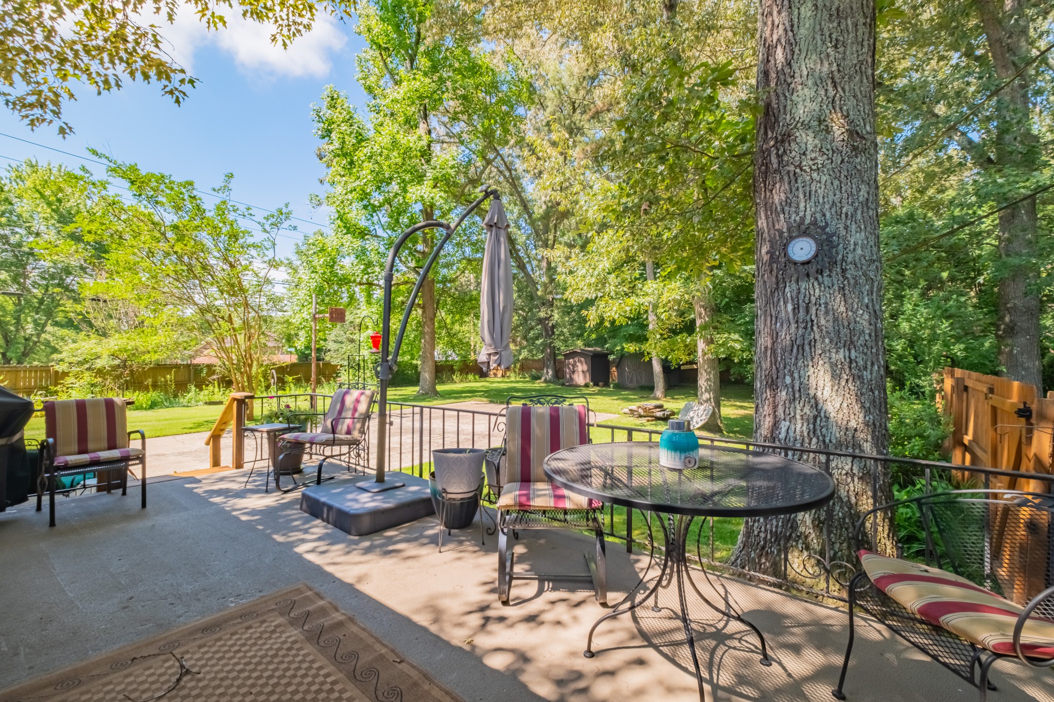 101 Crestwood Dr