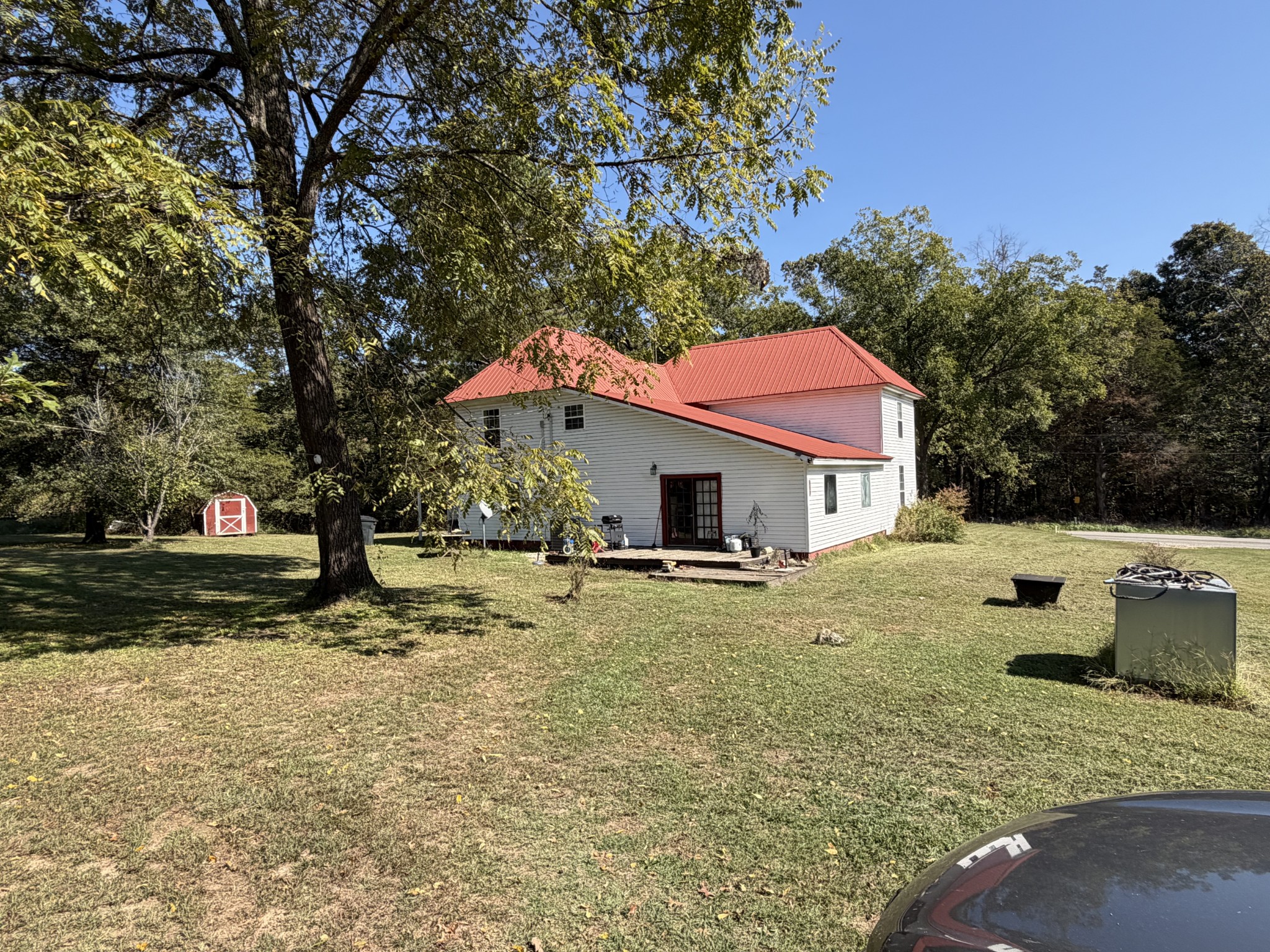 611 Tumbling Creek Rd