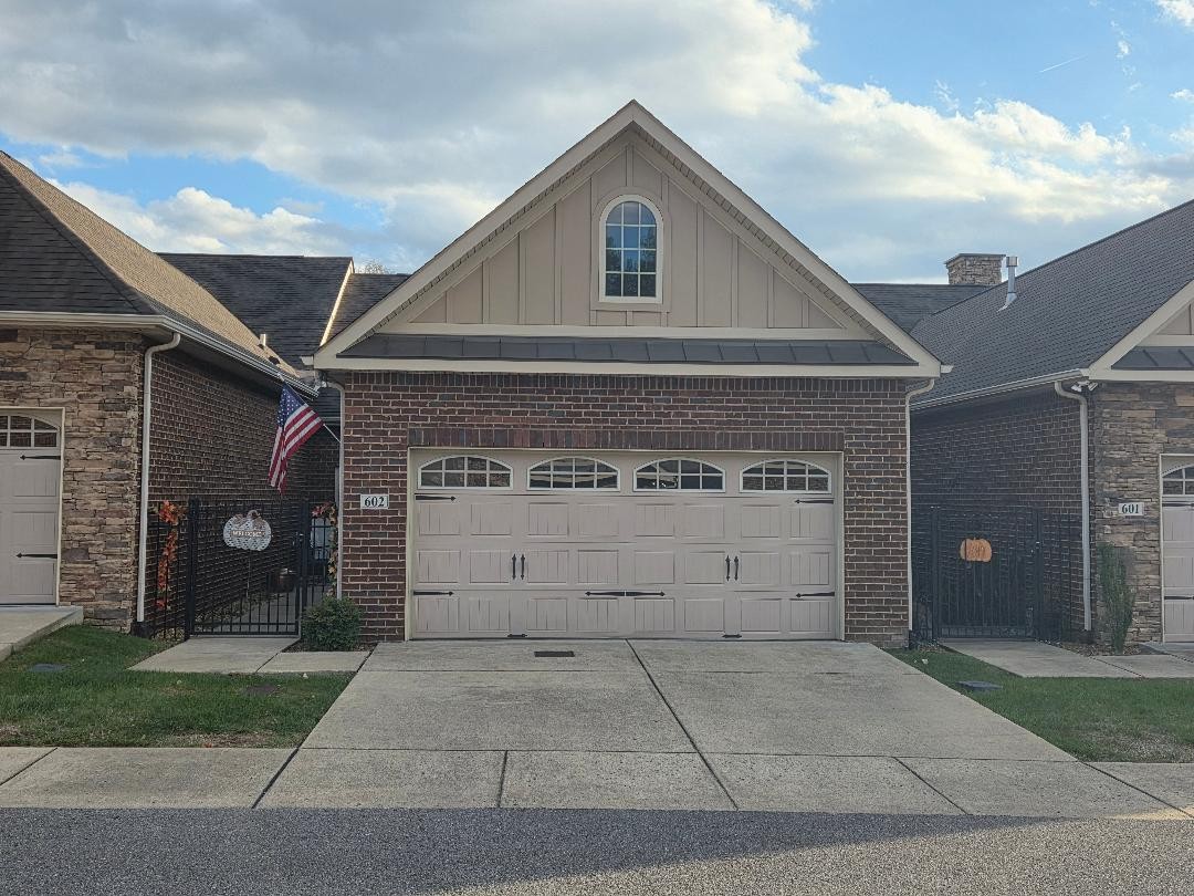 100 Placid Grove Ln