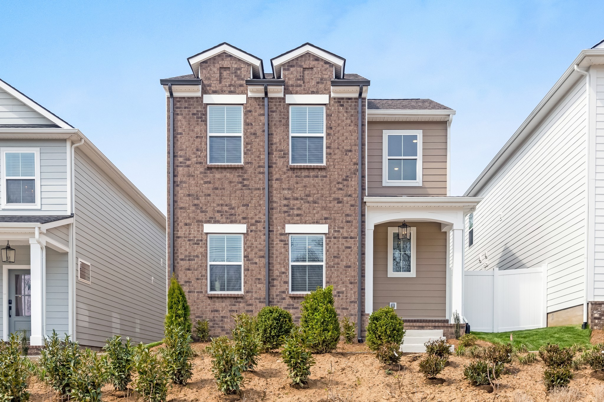 323 Jasmine Park