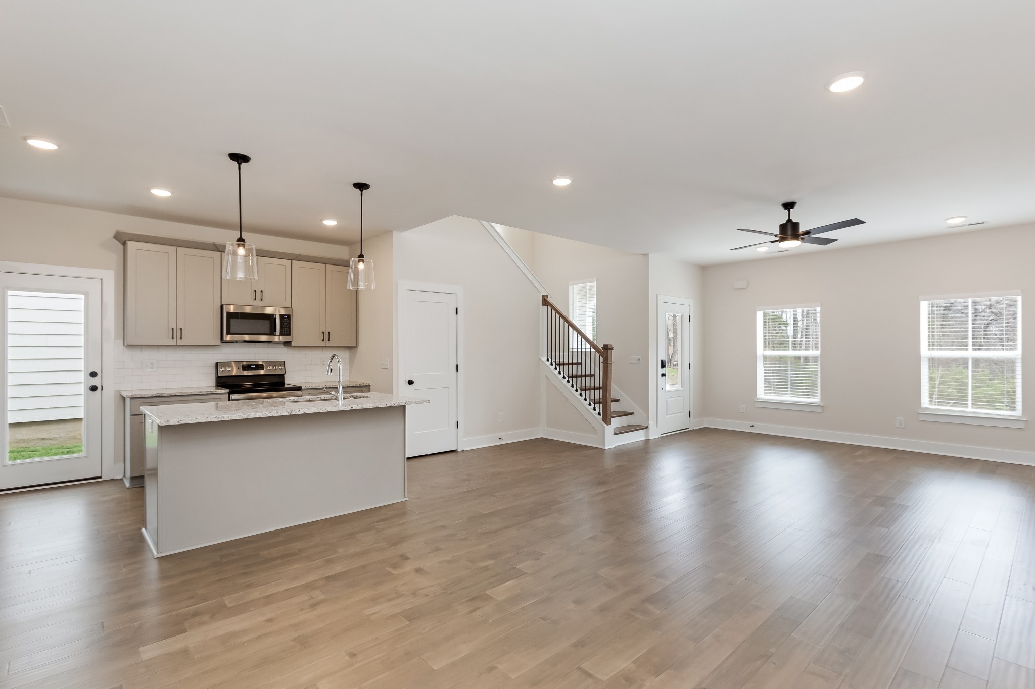 323 Jasmine Park