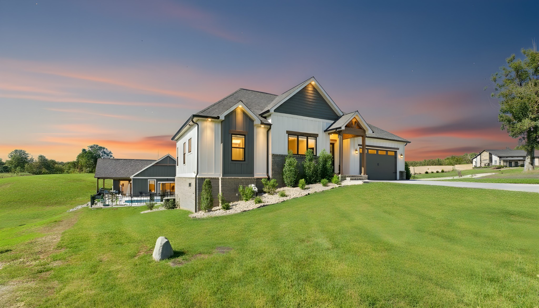 310 Moon Bay Dr