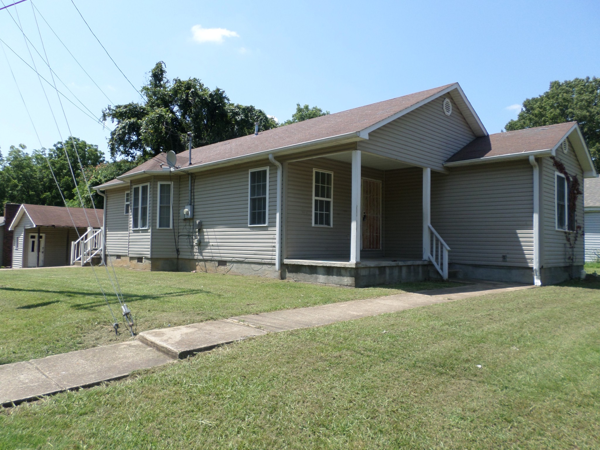 111 Rhea St