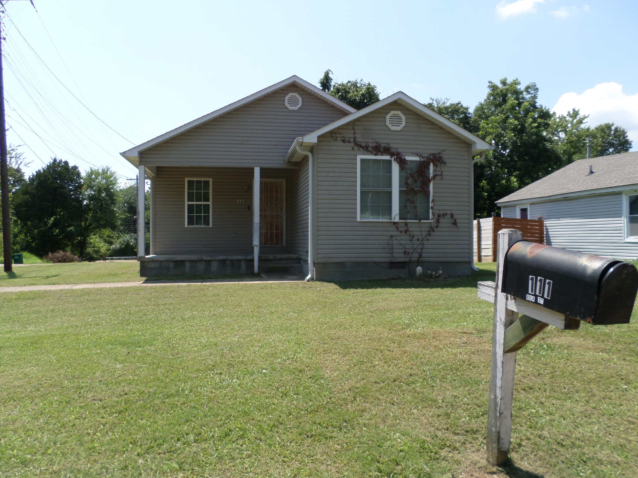 111 Rhea St