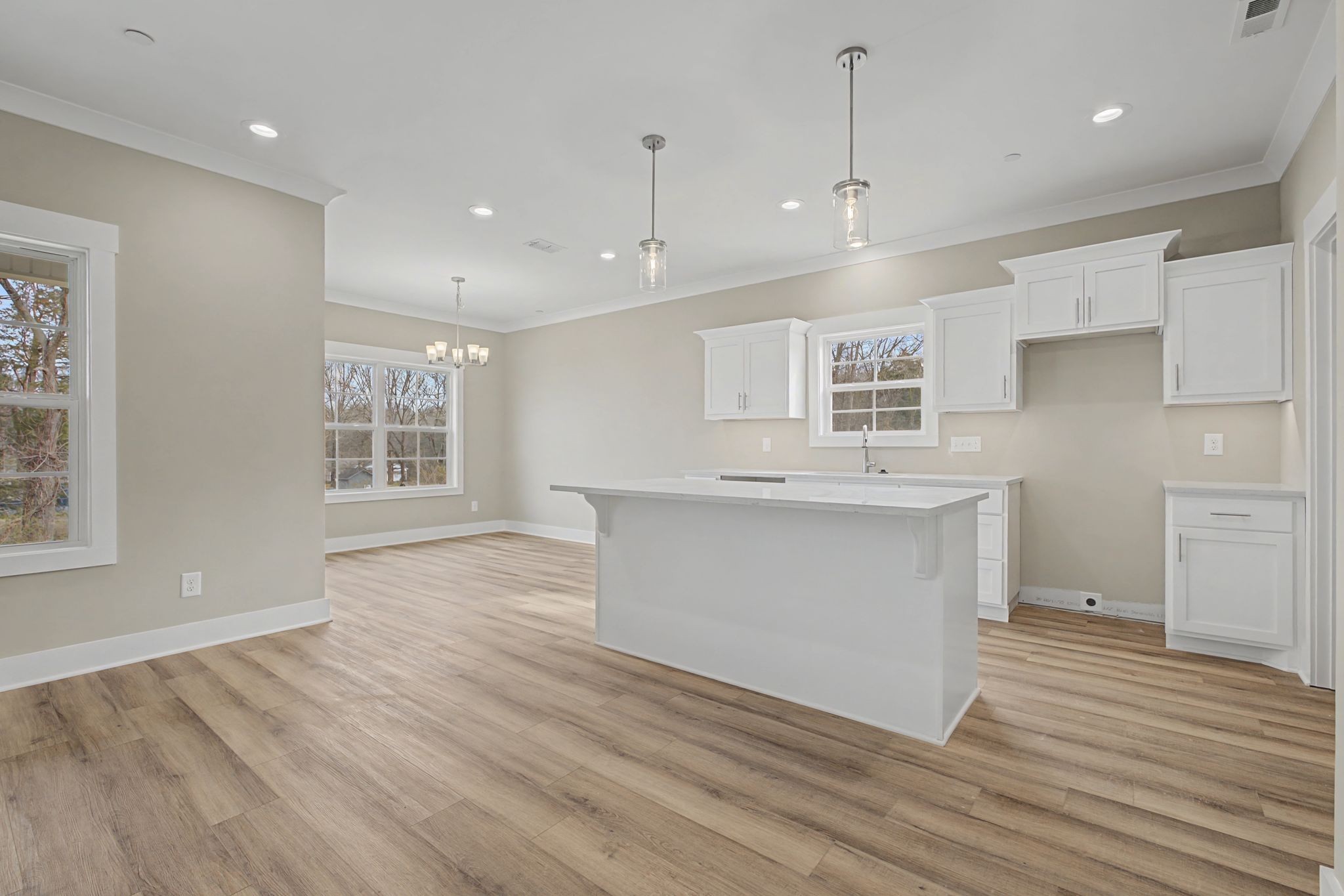 133 Traveller Ln