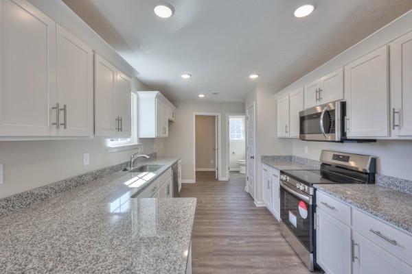 7 Laurel View St