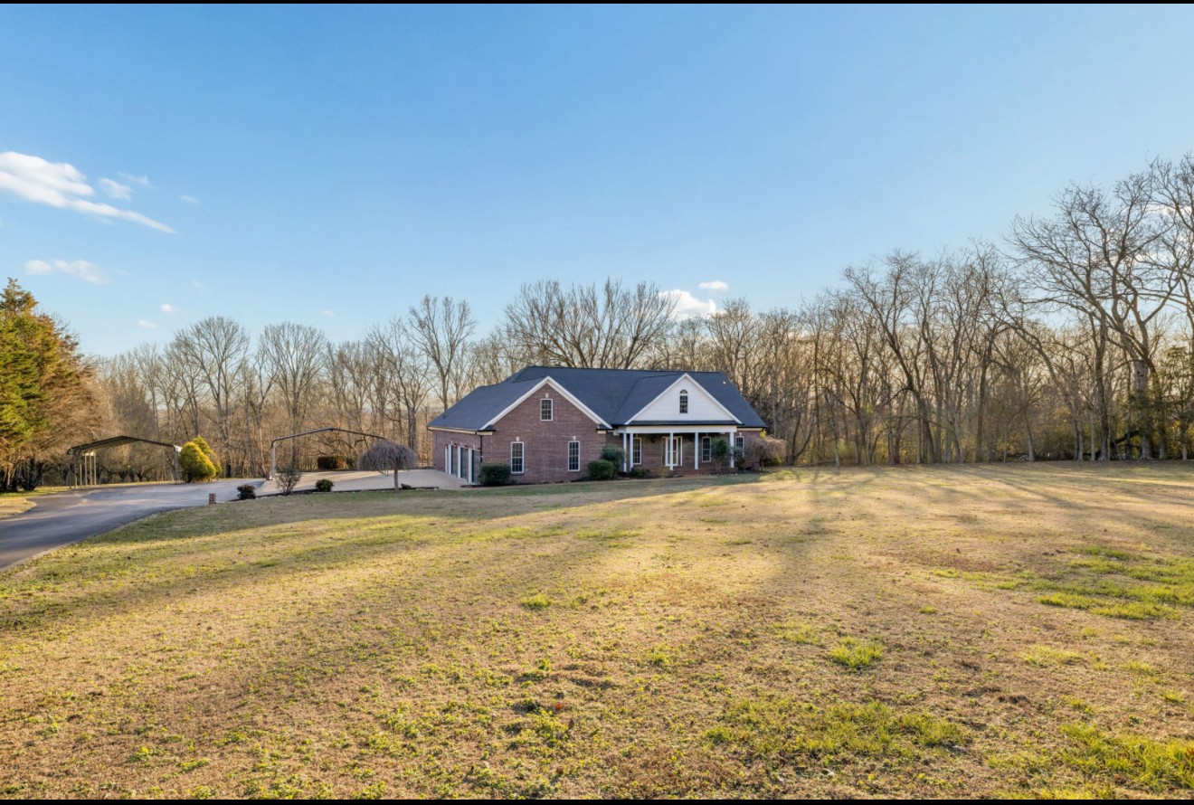 1366 Iron Bridge Rd