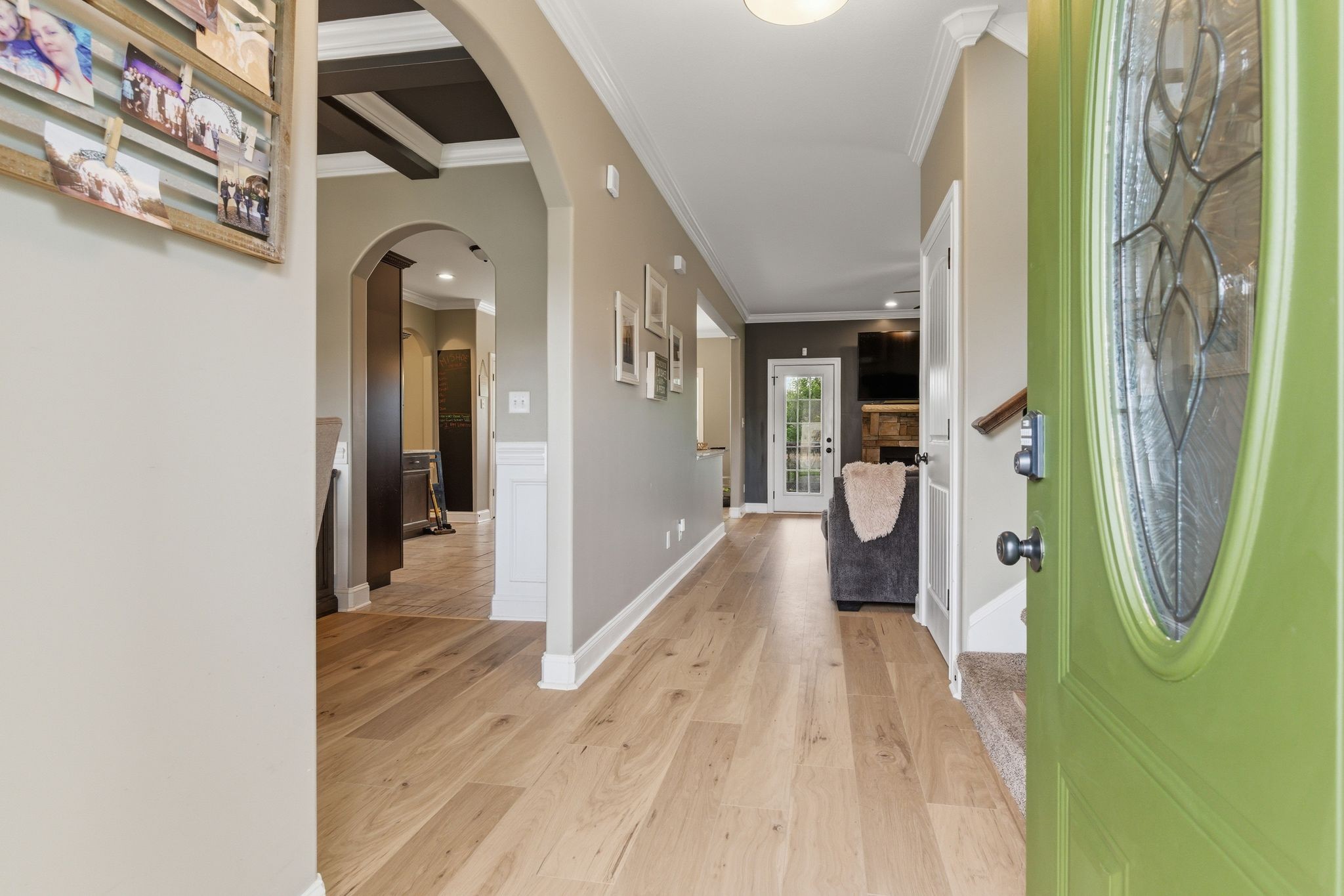 567 Larkspur Dr