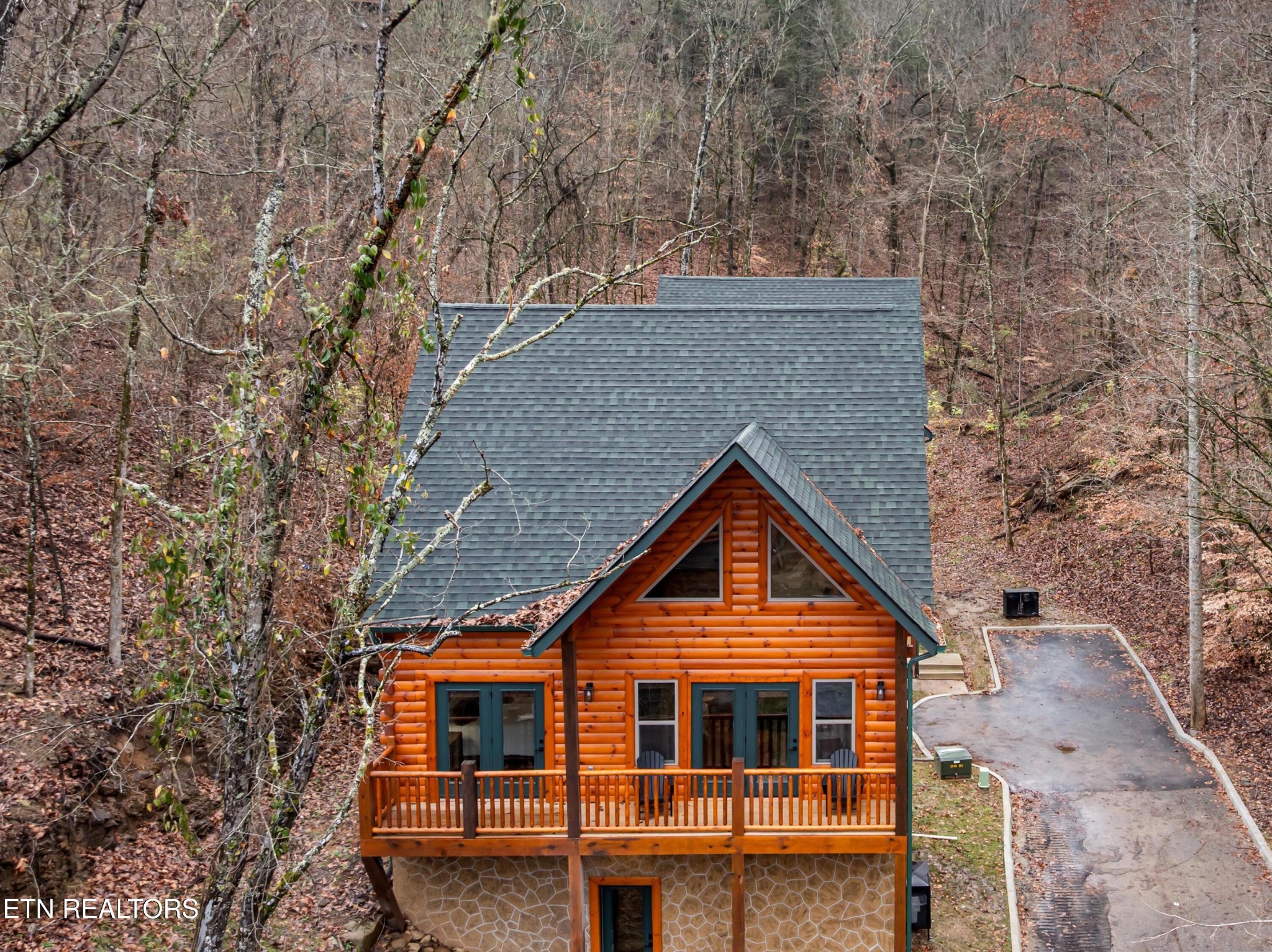 2119 Valley Creek Way