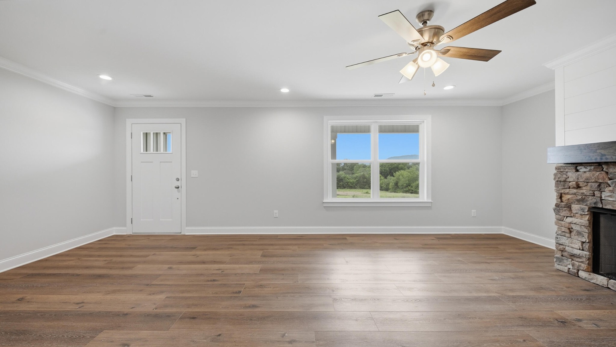 8076 Abraham Lane