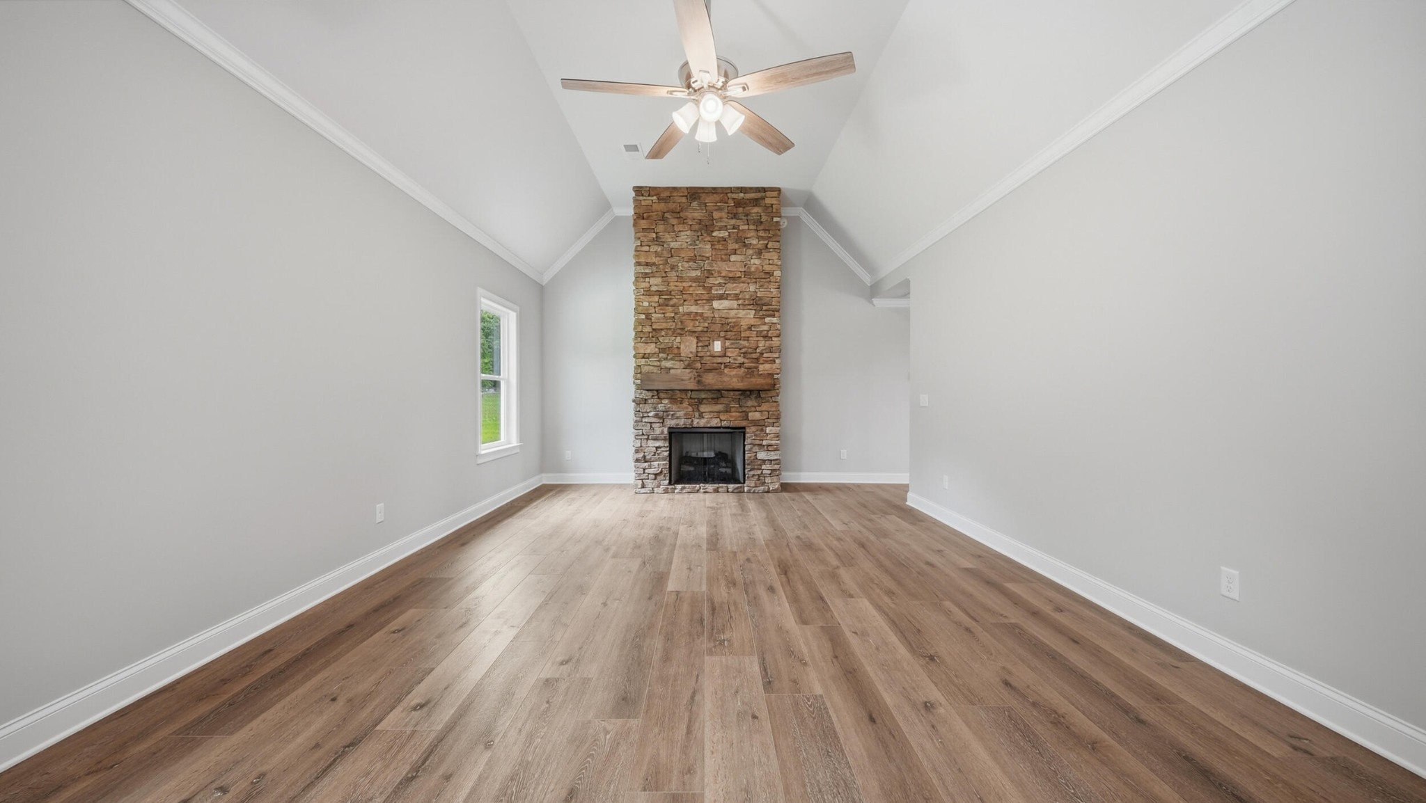 8076 Abraham Lane