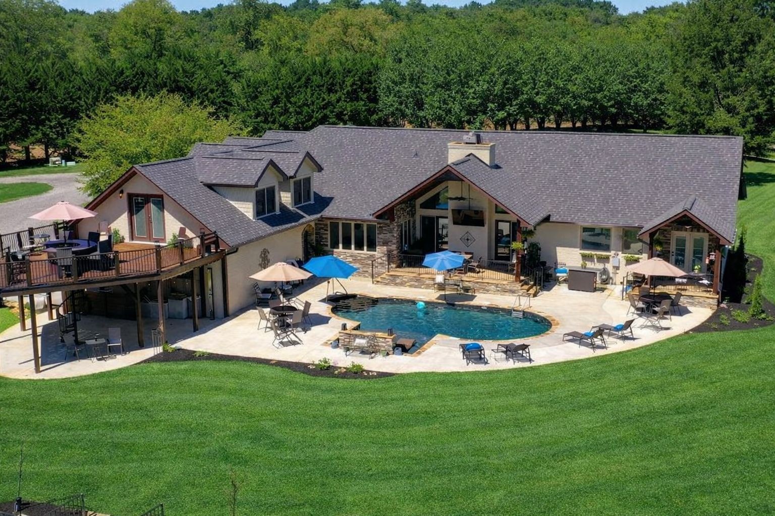 2622 Poplar Knoll Dr
