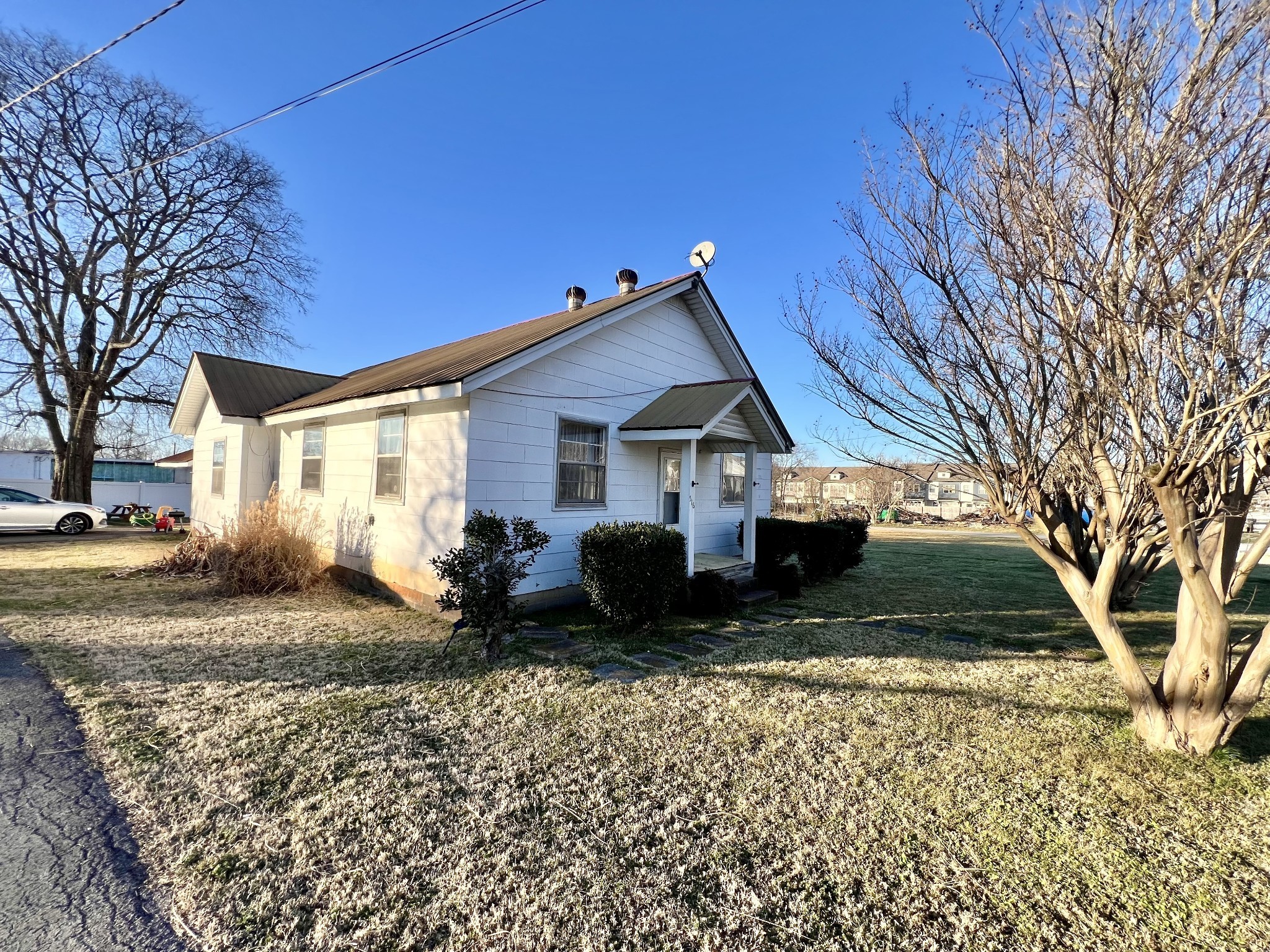 235 Hazelwood Pk