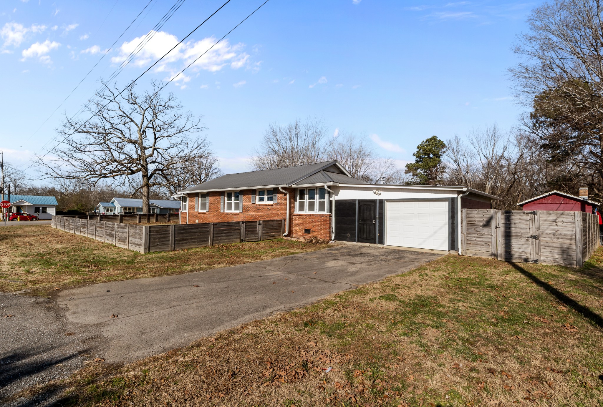 202 Parkway, W