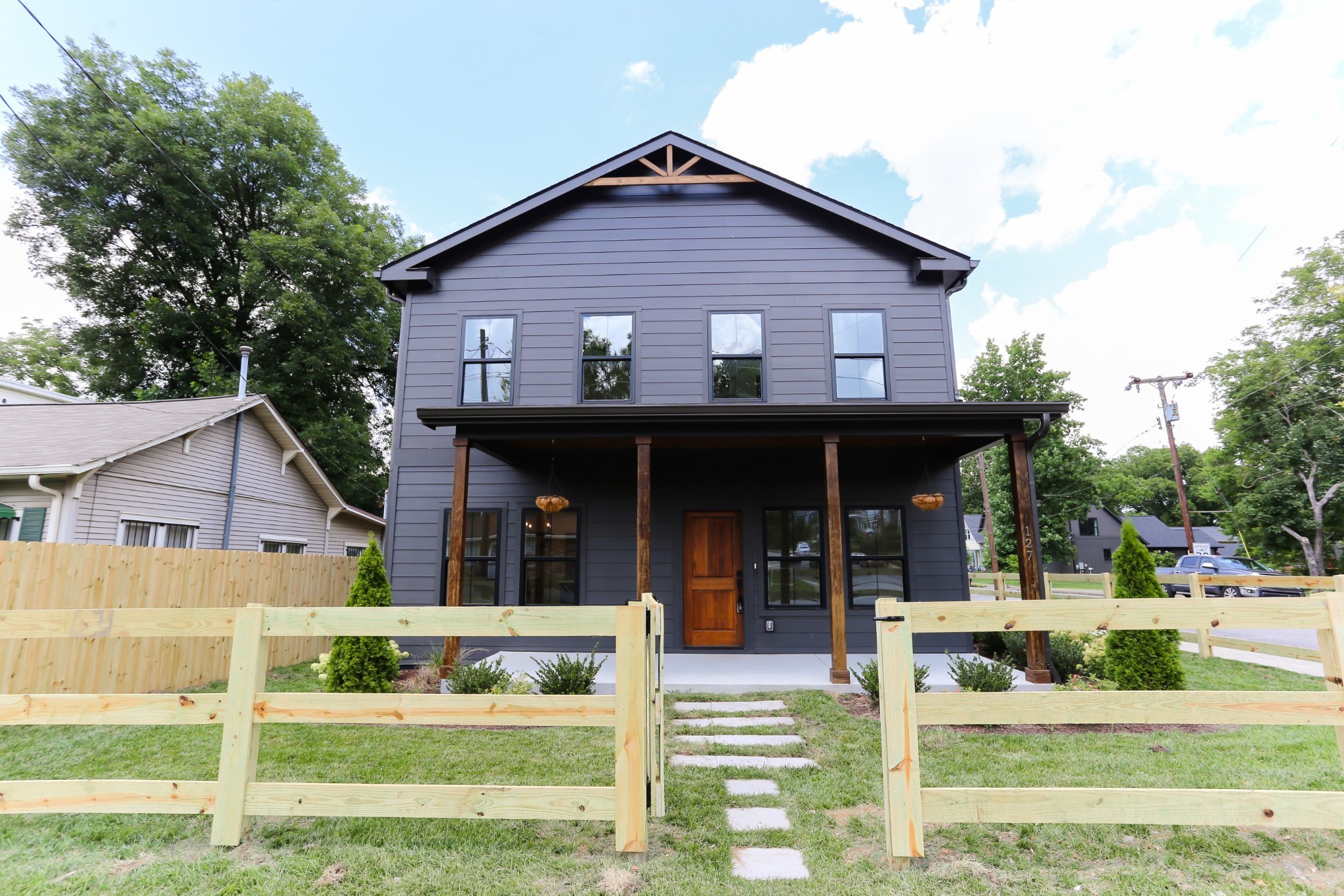 127 Cleveland St