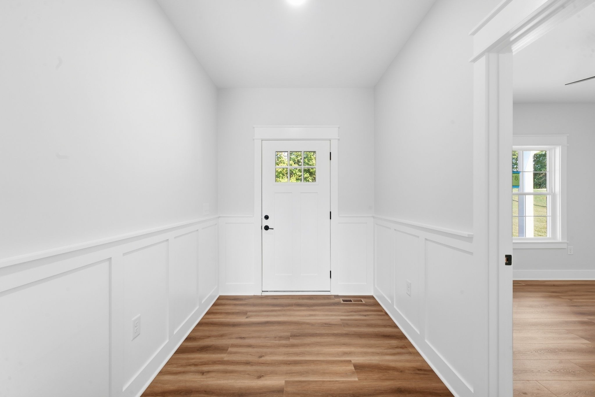 8184 Aedc Rd