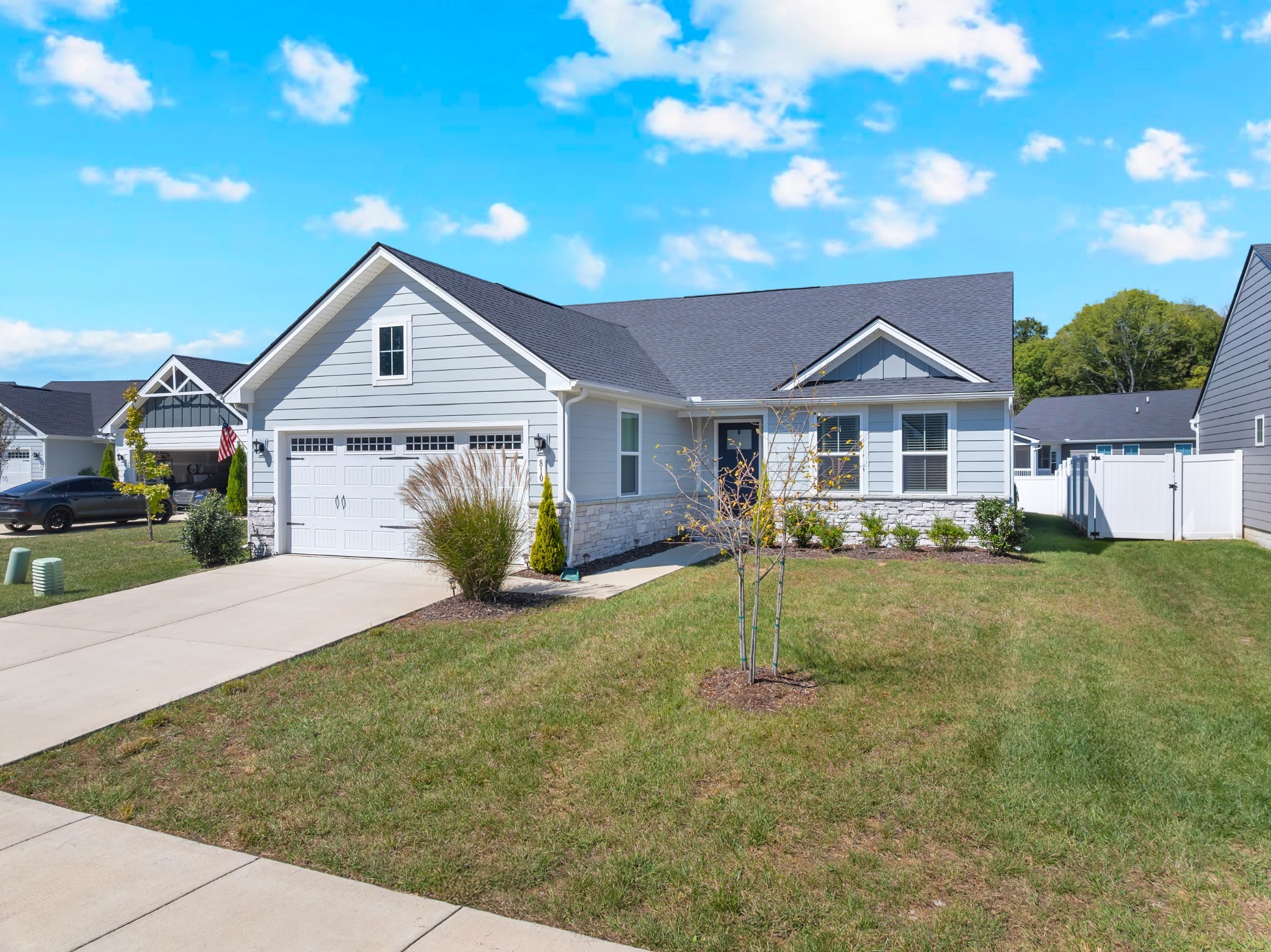 810 Rae Dr