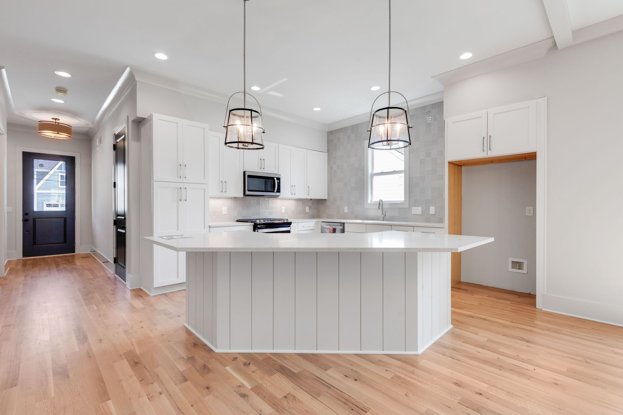 6369 Alamo Pl