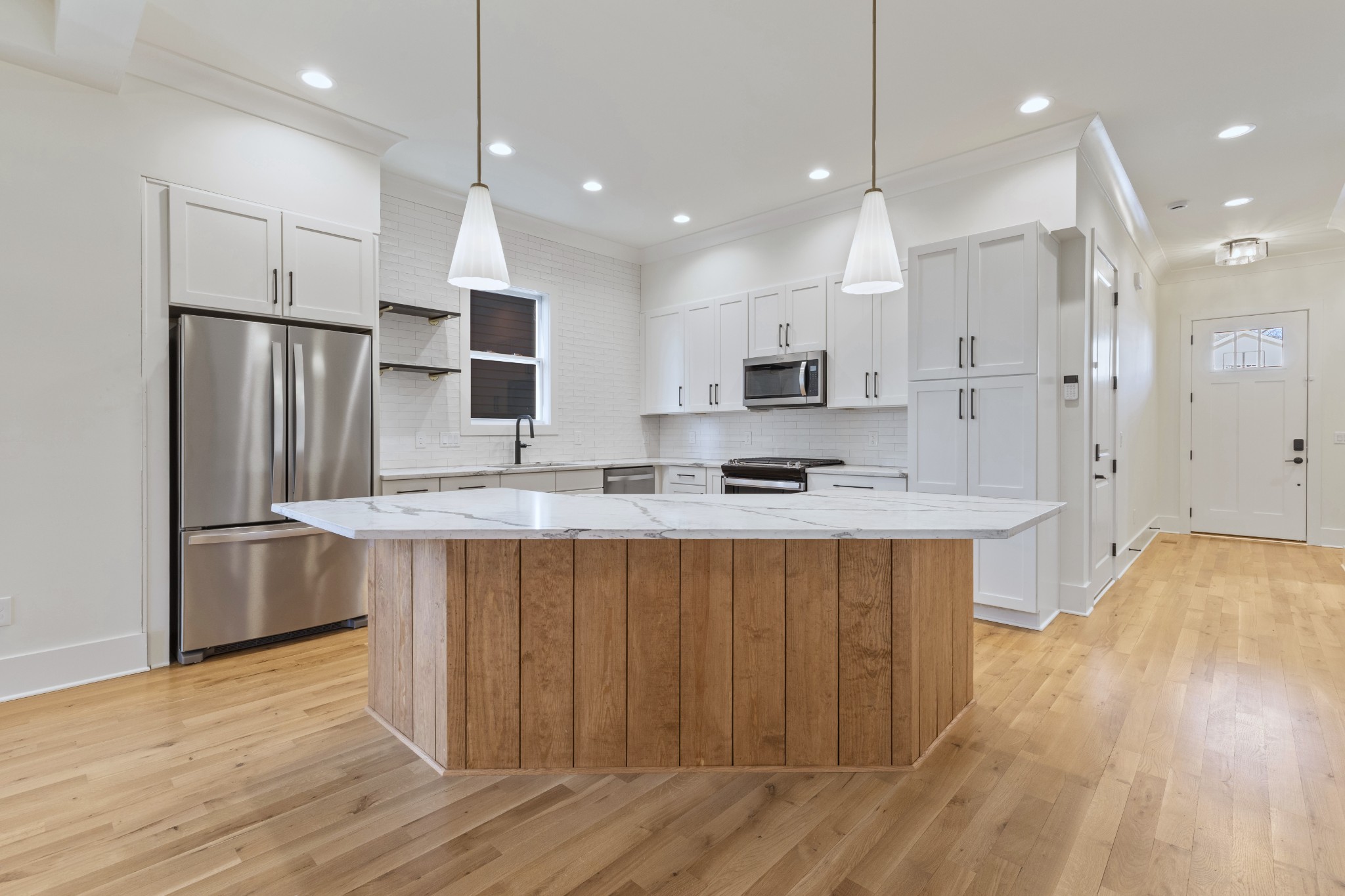 6371 Alamo Pl