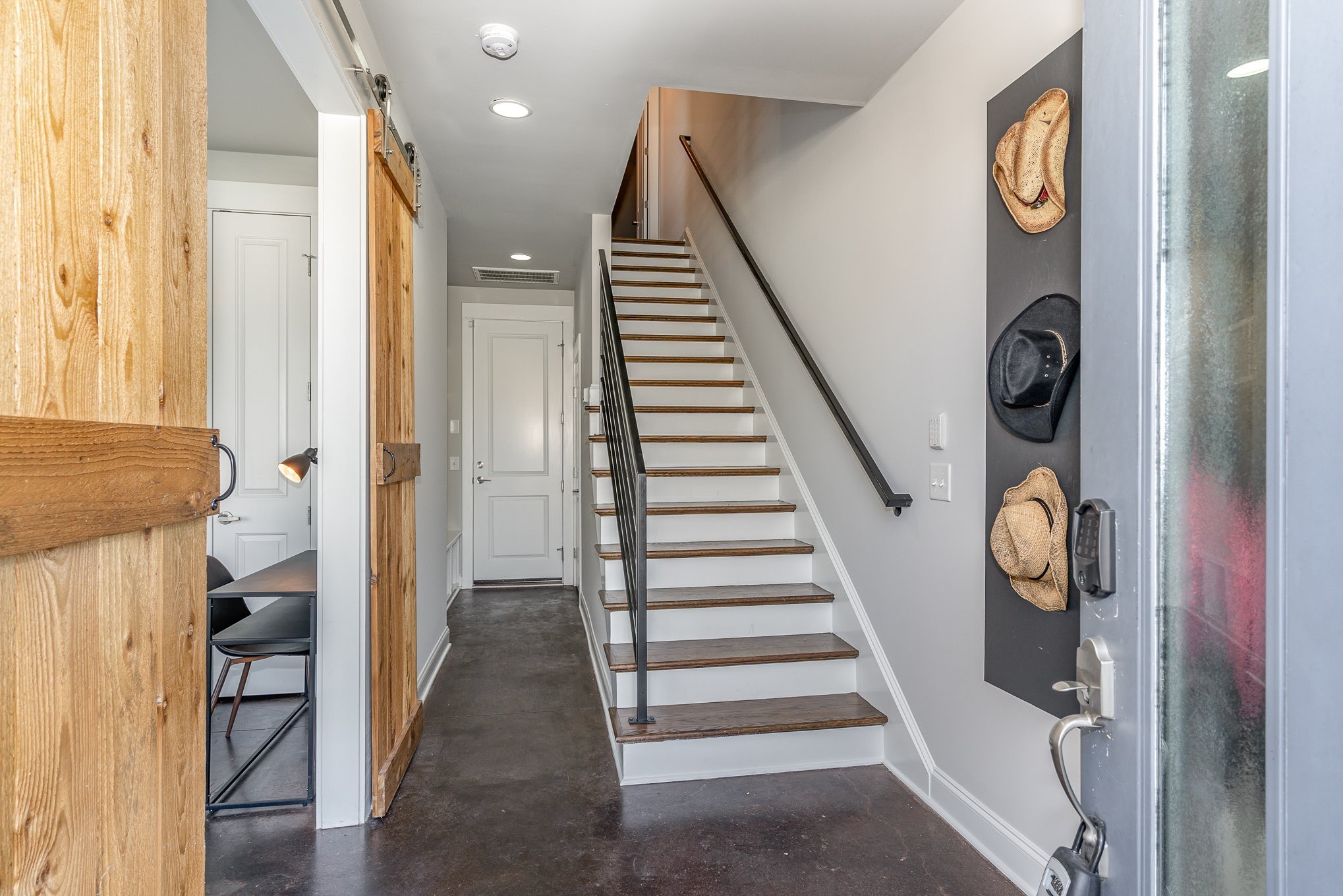 505 Wedgewood Ave