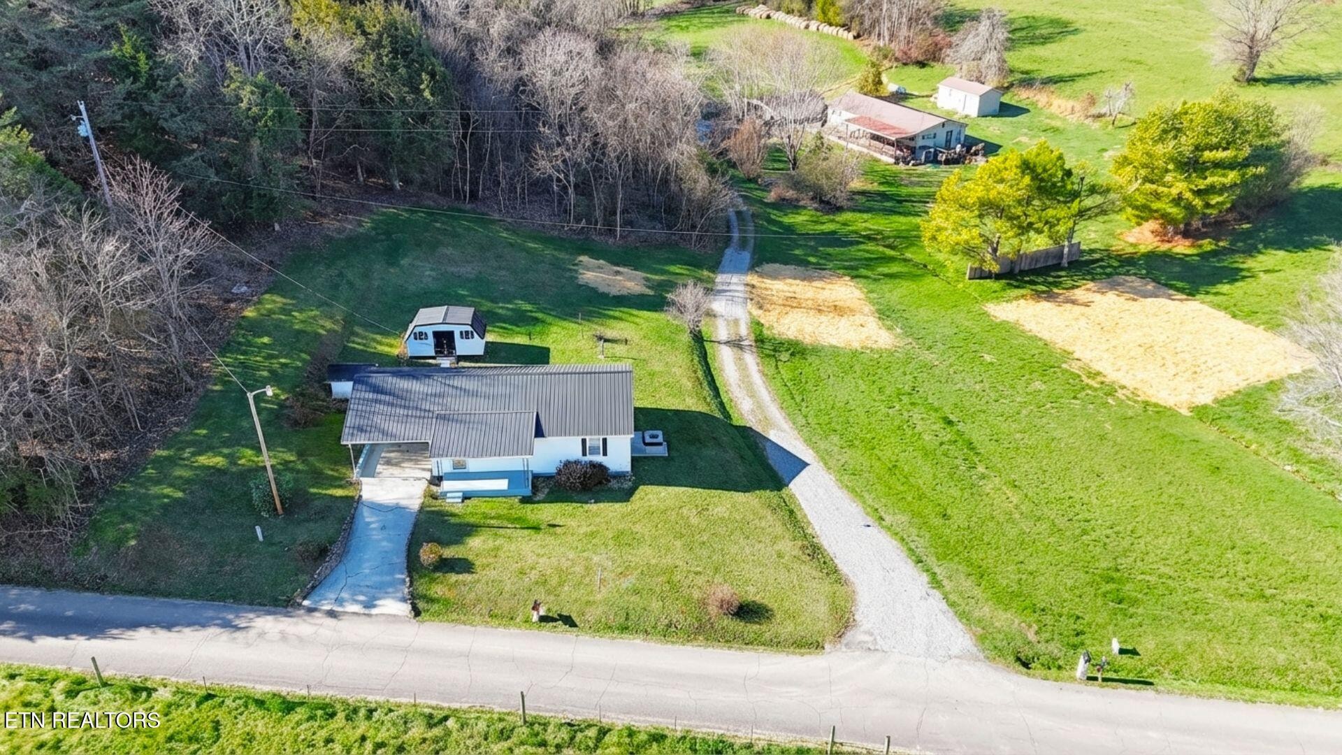 1585 Hill Road