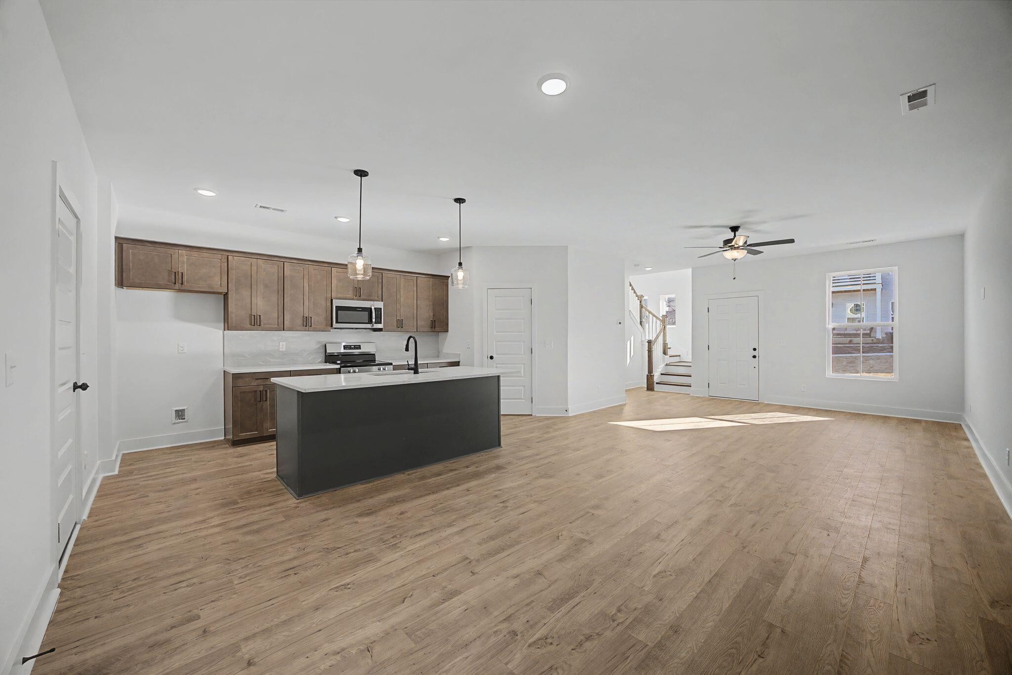 1616 Cotton Way