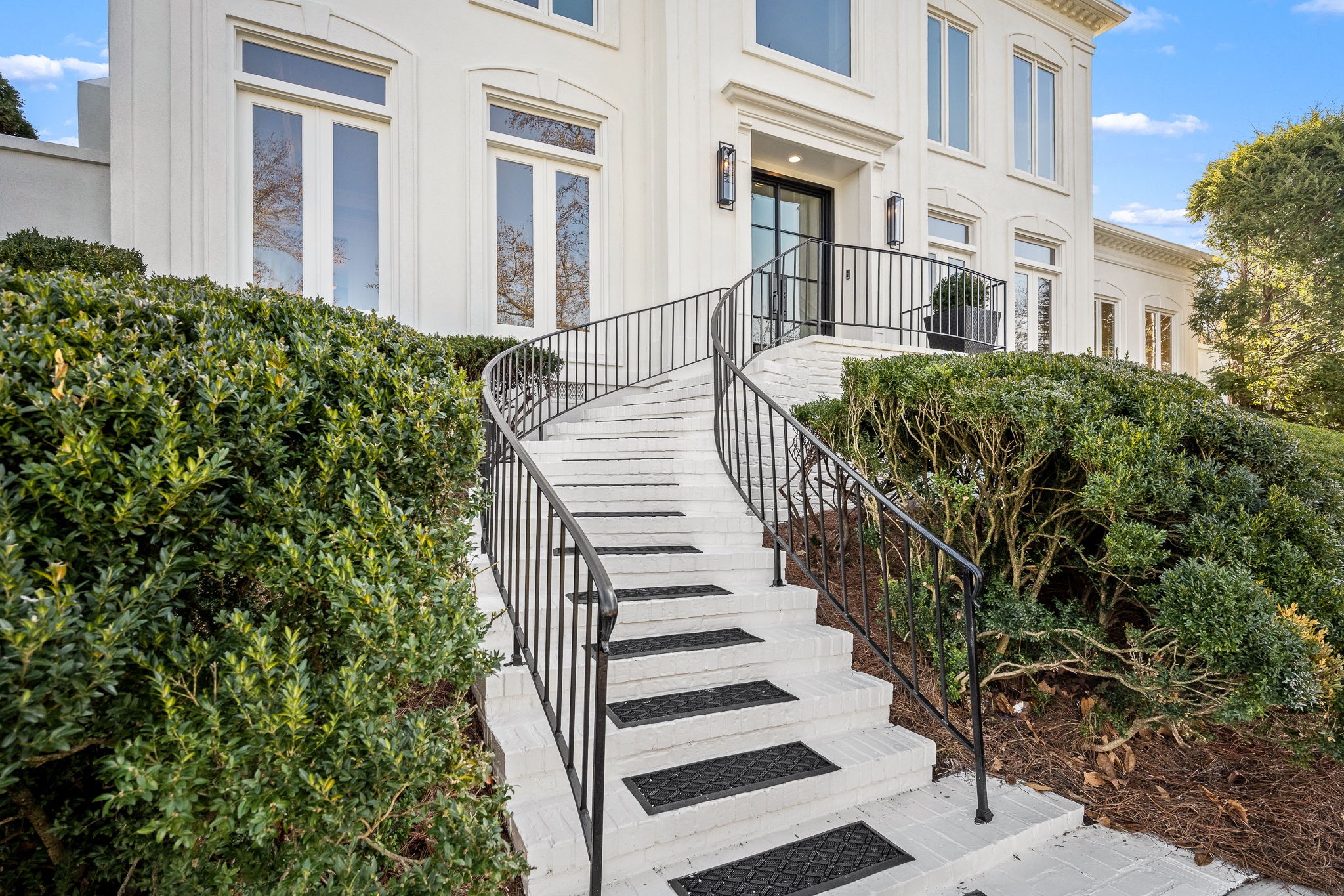 135 Abbottsford
