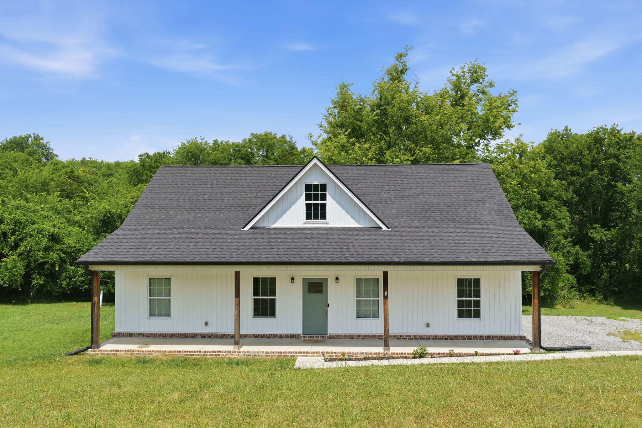 94 Hickory Ridge Ln