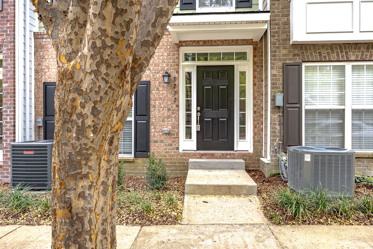 8222 Lenox Creekside Dr