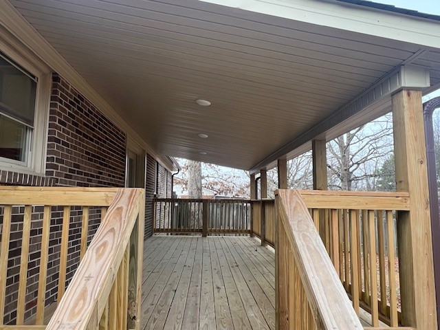 843 Cherokee Dr