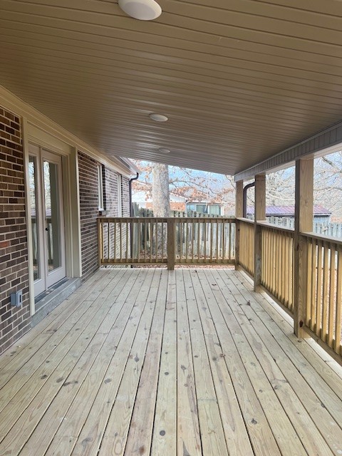 843 Cherokee Dr