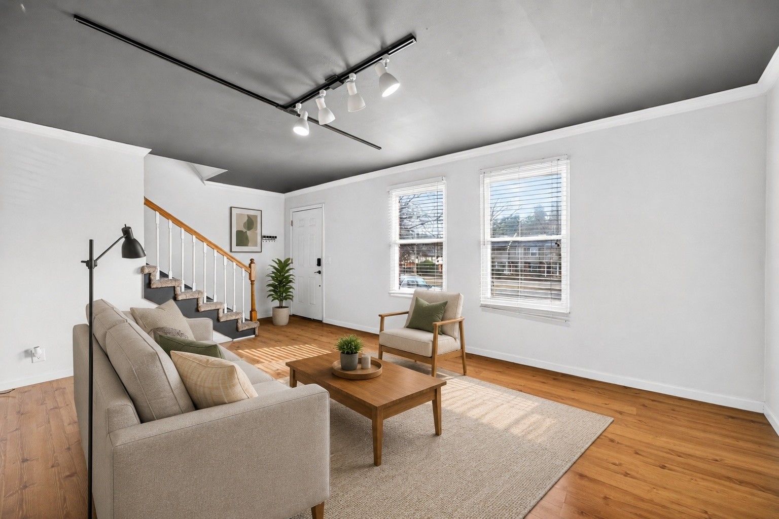 5515 Country Dr
