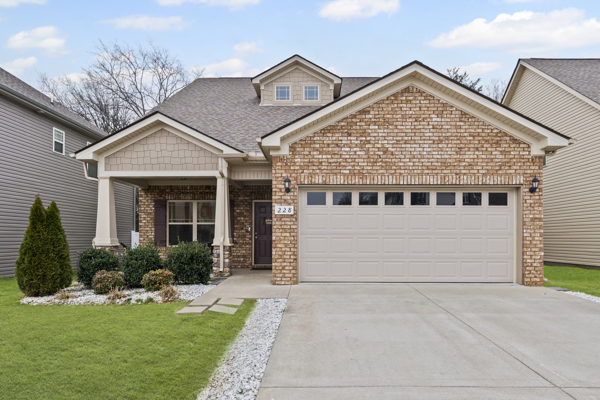 228 Eusa Cantrell Ln
